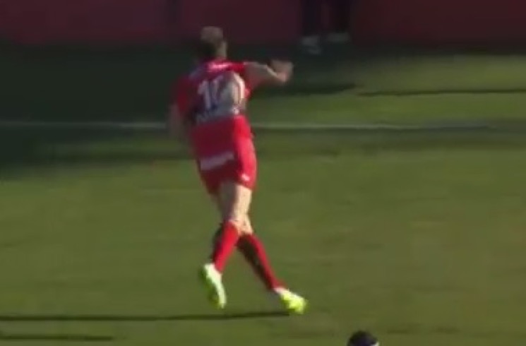 Vidéo: La magnifique chistera de Juan Martin Hernandez contre le Racing Métro